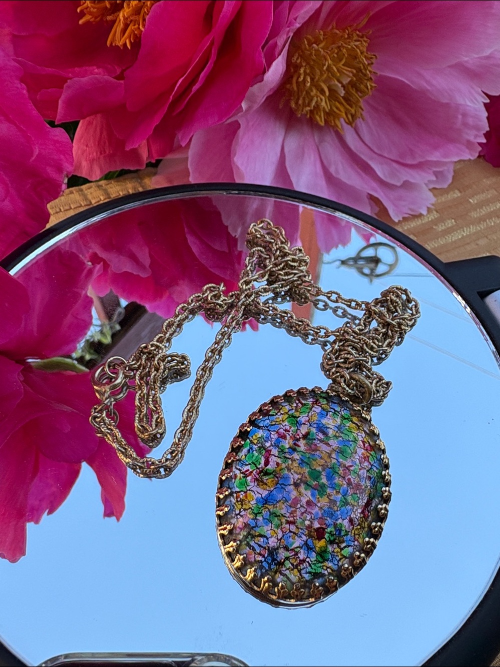 Vintage Foil‑Glass Oval Pendant Necklace, Iridescent Multicolour Art‑Glass #357